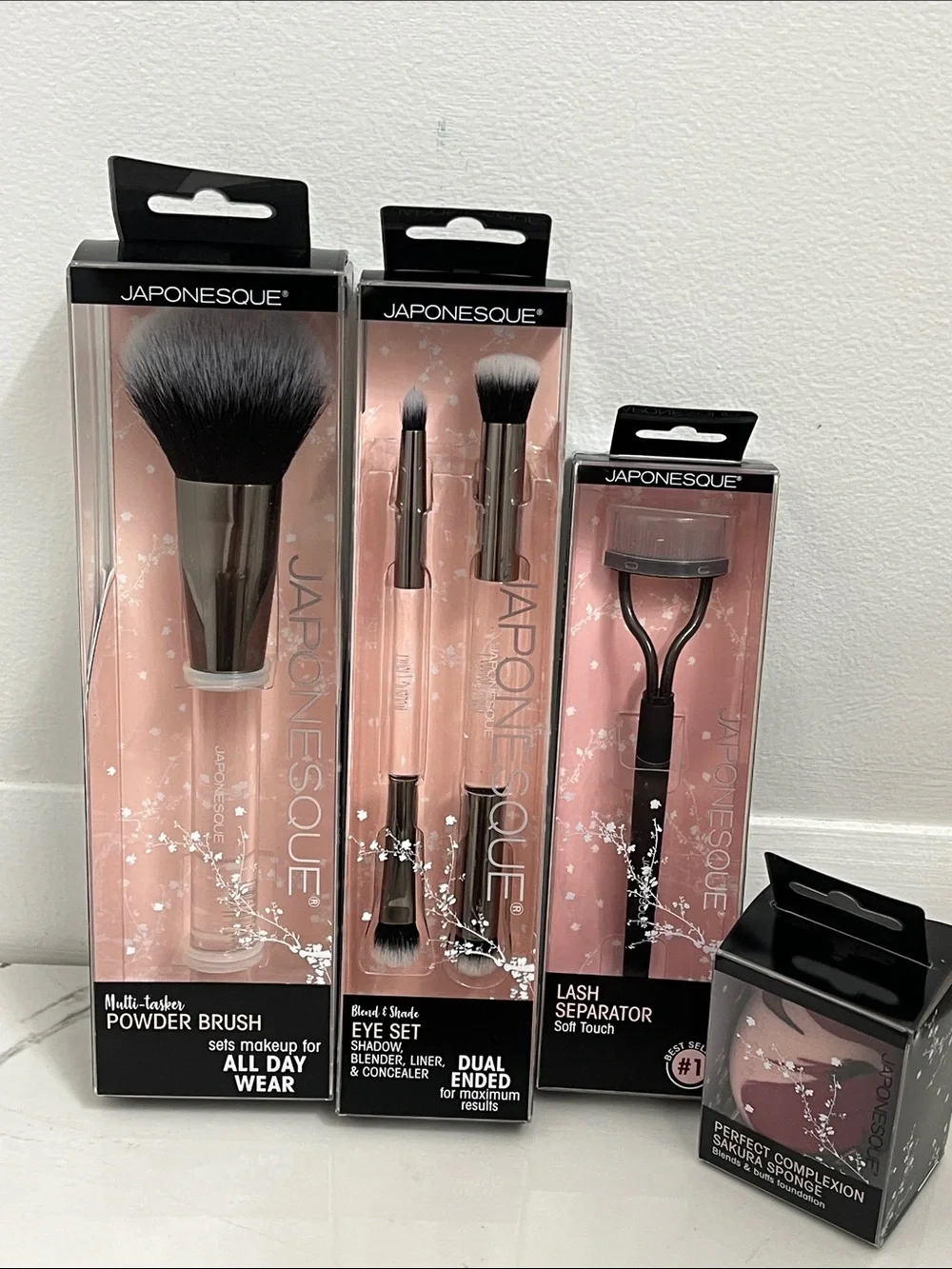 Japonesque makeup brush lot powder brush eyes lashes set lash separator sponge